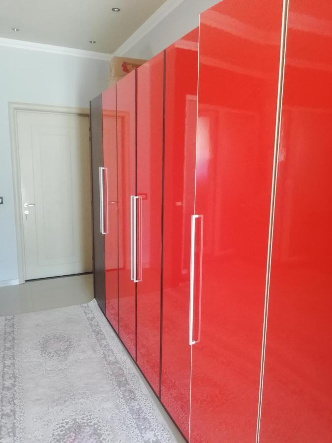 Home 12 Librazhet Екстериор снимка
